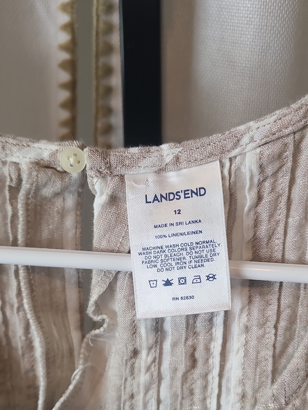 Lands' End Beige Linen blouse 12. - Picture 2 of 3